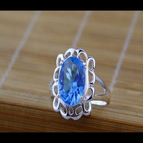 Meet your Posher, Samantha - Picture 5 of 16